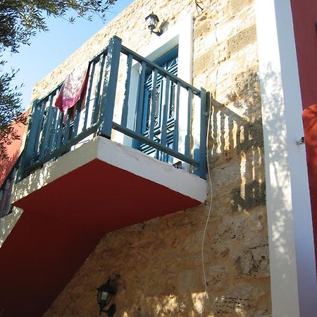 Villa Katingo Chalki Town Bagian luar foto