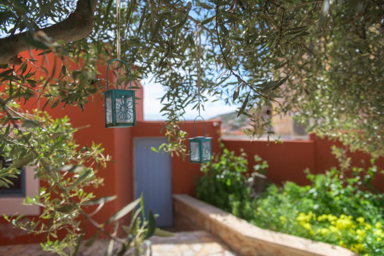 Villa Katingo Chalki Town Bagian luar foto